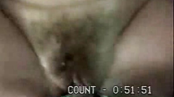 एड्रियाना चेचिक, मेगन रेन - सेक्सी पिक्चर वीडियो फिल्म फुहार खिंचाव, दृश्य #01